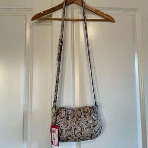 NWT Vince Camuto Black/Cream Leather Crossbody Purse